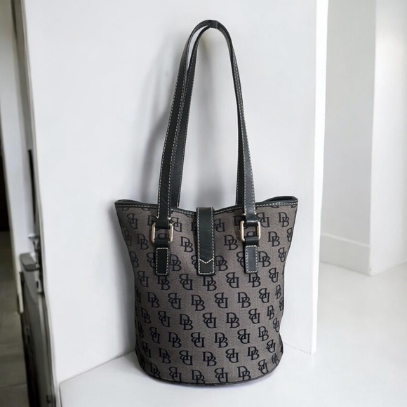 Authentic Dooney & Bourke Monogram Black Grey Bucket Bag - Picture 4 of 14